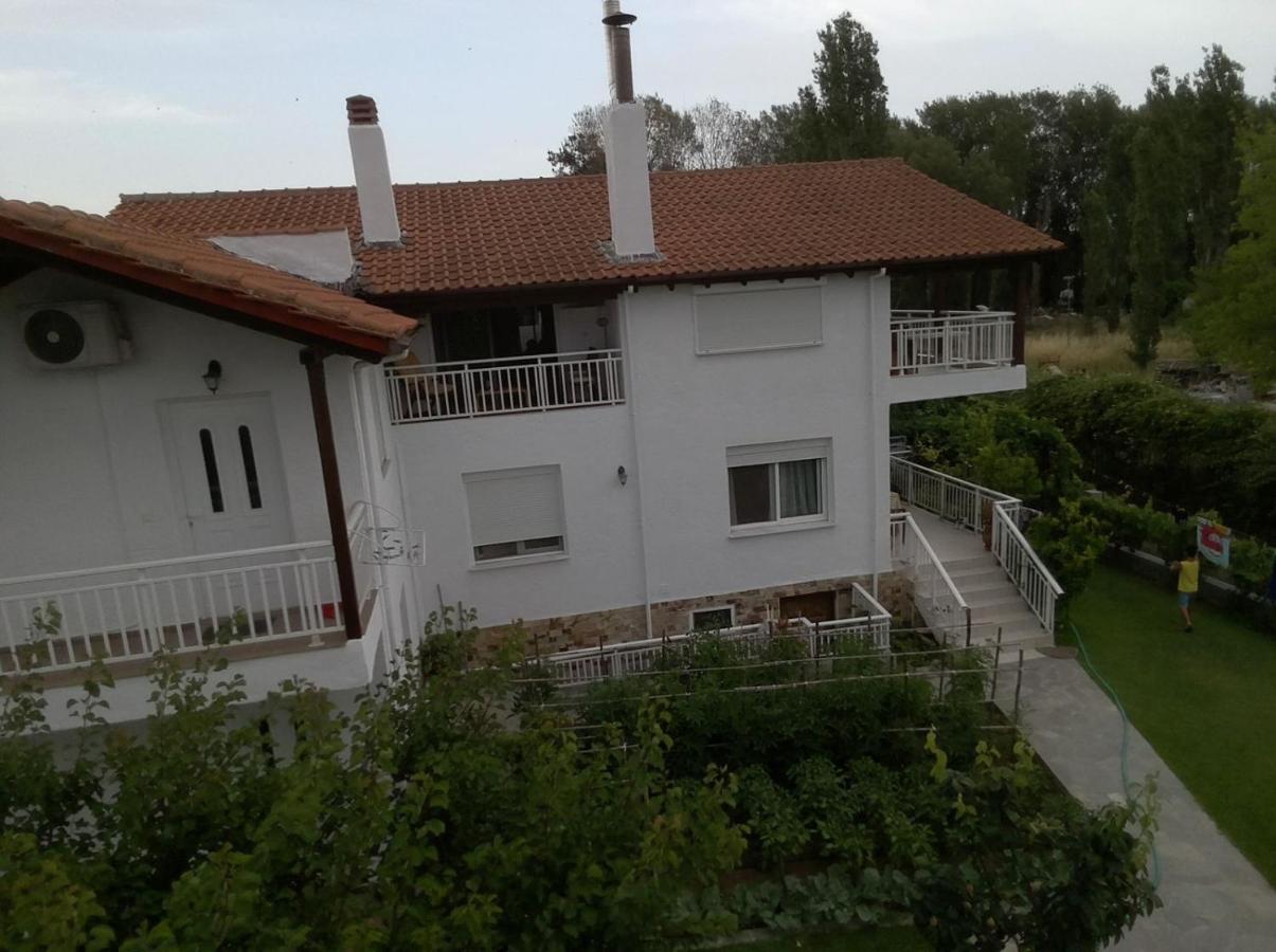 Katerina Rooms Nea Kallikrateia Exterior foto