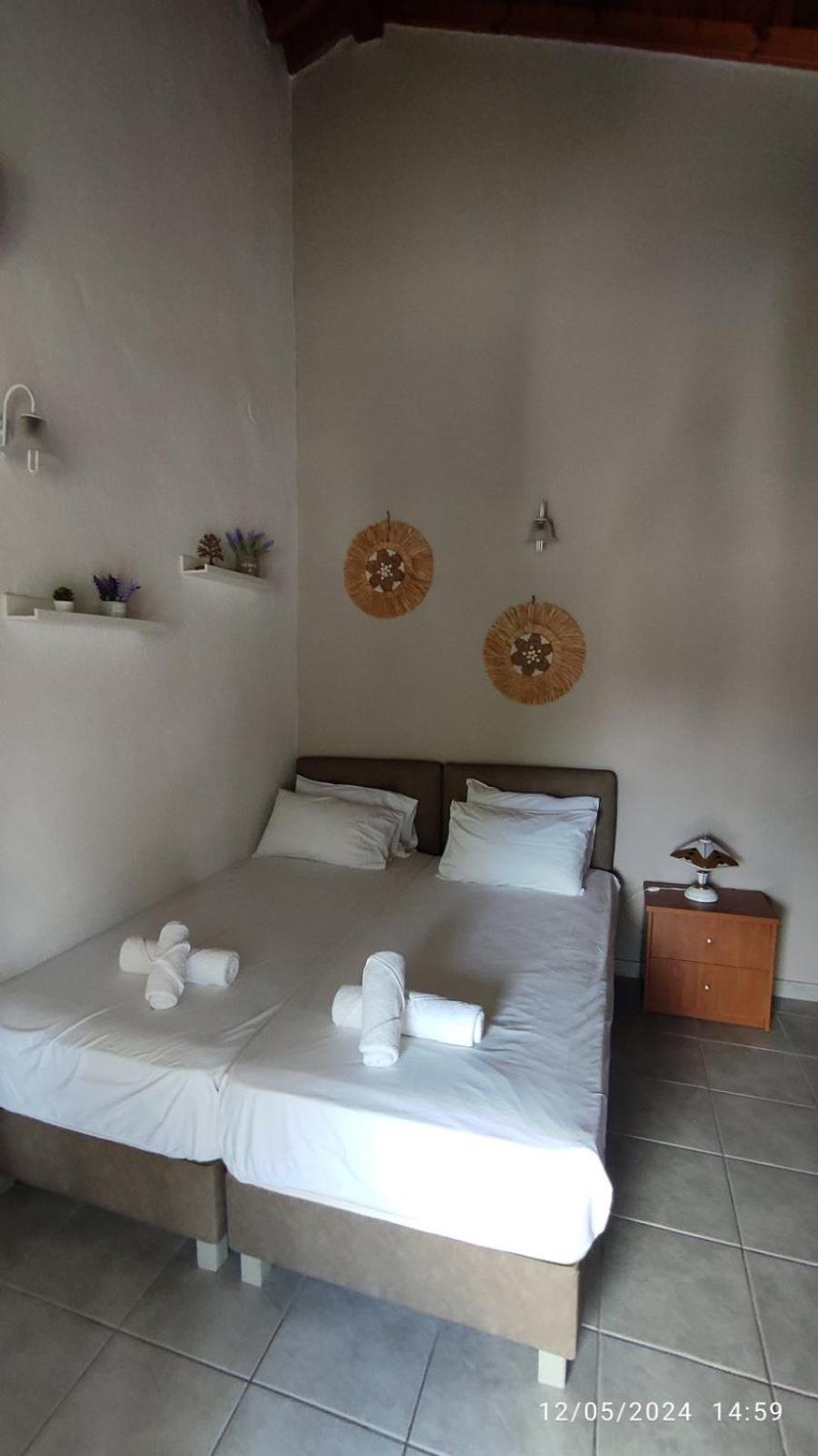Katerina Rooms Nea Kallikrateia Exterior foto